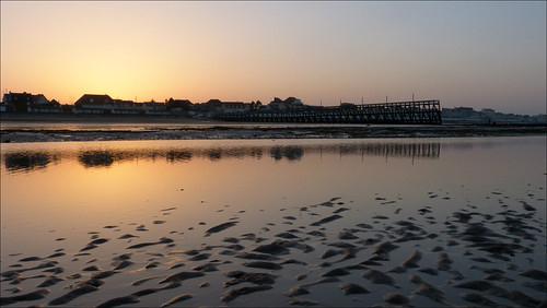 sunset france normandie crépuscule calvados coucherdesoleil jetée maréebasse lucsurmer
