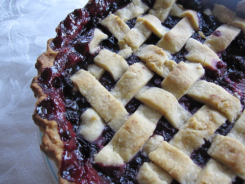 http://www.girlsgonechild.net/2012/11/eat-well-thanksgiving-now-with-more-pie.html