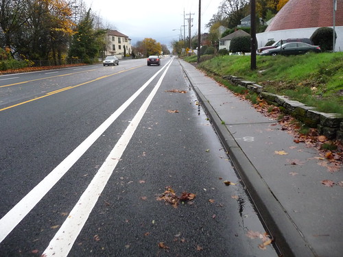 Brand New Buffered Bike Lanes on SW Barbur Blvd. Portland