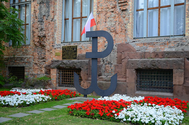 2012 EASTERN EUROPE 0035 POLAND WARSAW Ruins of the Polish Bank 波兰 华沙 波兰银行废墟