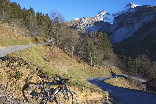 Road to Col de Cenise