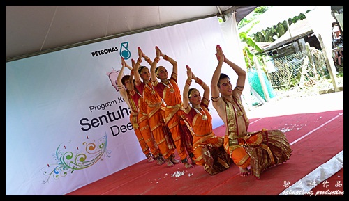 Deepavali Dance : Sentuhan Kasih Deepavali with Petronas @ Kampung Wellington, Manjung, Perak