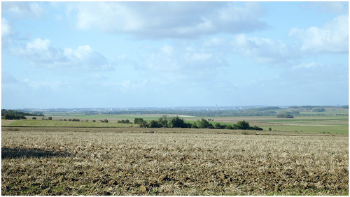 from view amiens towards 2012 villersbretonneux