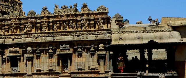 brihadeeswar temple