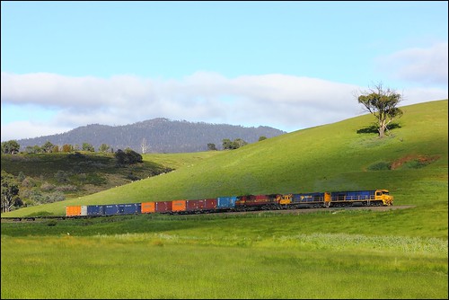 train australia tasmania ee zr freighttrain 634 colebrook englishelectric goodstrain diesellocomotive 2101 tasrail no34 zrclass canoneos550d trainsintasmania stevebromley