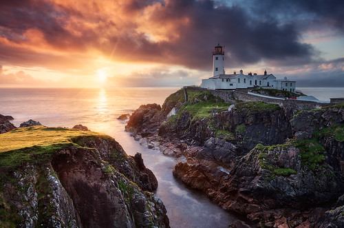 travel ireland light sun lighthouse clouds landscape licht sonne donegal leuchtturm fanad fanadhead