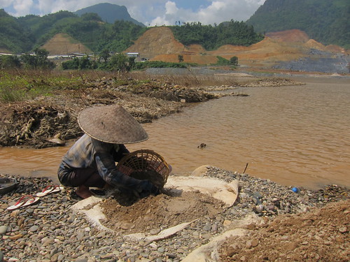 上丁在地居民以漁撈為主要經濟活動。（來源：International Rivers）