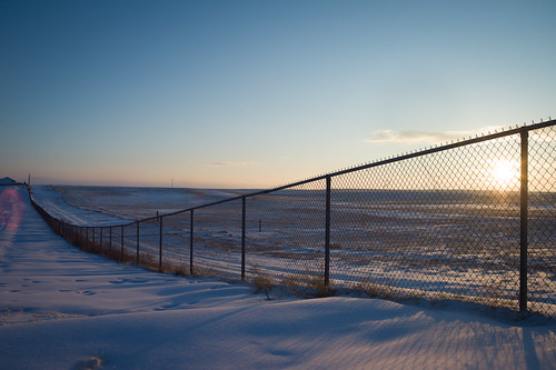 winter sunset snow silhouette fence shadows footprints wyoming prairie cheyenne 2012 dailies m9 28mmf28