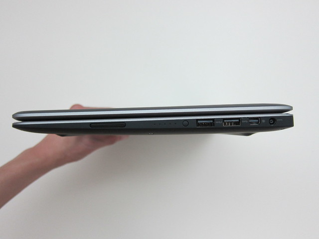 Dell XPS 12 - Right Side