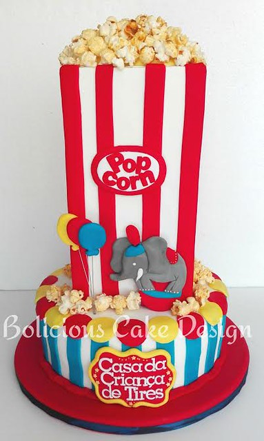 A Day at the Circus Cake by Sandra Alves of Bolicious Cake Design