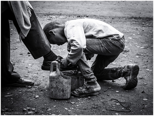 ethiopia shoe shoeshine shoeshineboy debretsege oromia