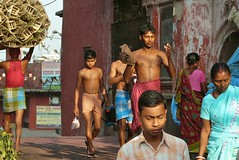 After morning toilet at Armenian Ghat, Kolkata