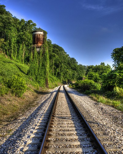 railroad watertower traintracks kudzu railroadtracks breathittcounty jacksonkentucky conetower