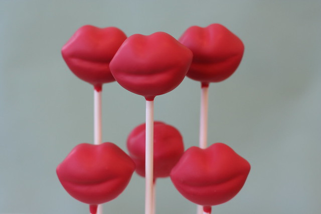 Kiss Me, I'm Yours Cake Pops