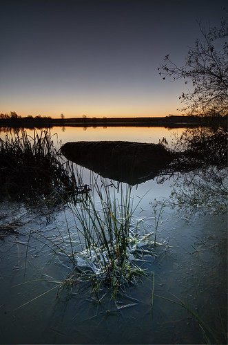 morning lake cold ice water sunrise reeds dawn frozen frost frosty freeze hdr grange fishery ringstead hss photomatix tonemap