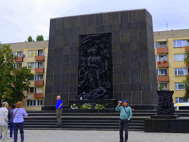 2012 EASTERN EUROPE 0118 POLAND WARSAW Ghetto Heroes Monument 波兰 华沙 犹太人隔离区英雄纪念碑