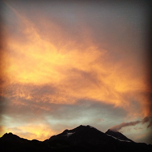 sunset clouds alpes tramonto savoie nuages alpi coucherdesoleil savoia uploaded:by=flickstagram instagram:photo=2870135160944428861785738