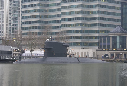 HNLMS Bruinvis in Canary Wharf