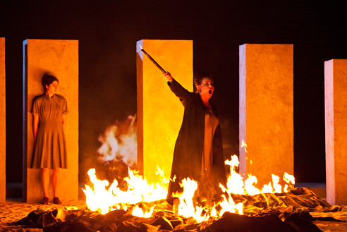 Nabucco (Act II, Scene I) in close-up: Abigaille (Liudmyla Monastyrska). Photo: Rudy Amisano