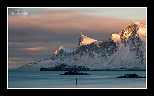winter sea mountains norway nikon arctic 70200 d800 goldenlight fredvang flakstadøya