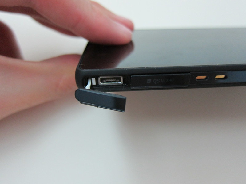 Sony Xperia Z - micro USB Port