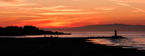 california santa red orange lighthouse colour beach yellow sunrise burn cruz barryoneilphotography