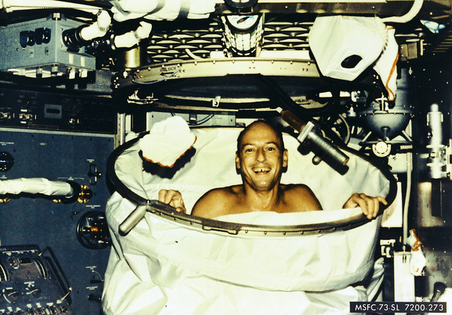 Посмотрите эти 10 фотографий о том, как устроена жизнь космонавтов в космосе