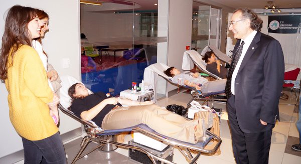 Üsküdar Üniversitesinde kan bağışı seferberliği 3