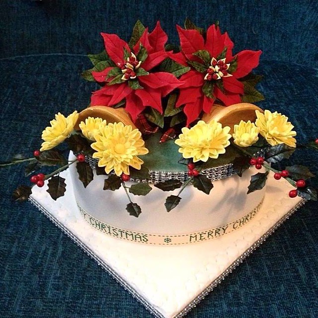 Christmas Cake by Beautiful Cake Creations By Emma