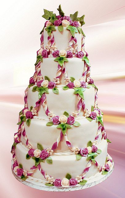 Wedding Cake Chelsea by The House of Cakes Dubai