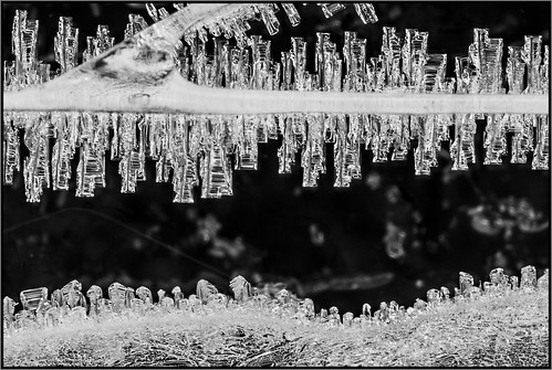 blackandwhite bw macro ice gelo closeup bn astratto inverno biancoenero ghiaccio ghiaccioli fav10 cristalli trame beppeverge