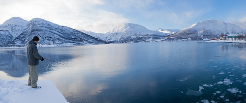 panorama nature norway 35mm canon eos fishing f14 14 sigma 5d dg mkii markii troms lakselv 3514 lyngen artseries hsm a lakselvbukt canoneos5dmarkii 5d2 5dii 5dmkii canoneos5dmkii 5dmk2 5dmark2 canoneos5dmark2 sigma35mm14 copyright©lm sigma35mmf14dghsm sigma35mmf14dghsmart sigma35mmf14dghsma