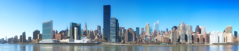 Manhattan panorama from Roosevelt Island