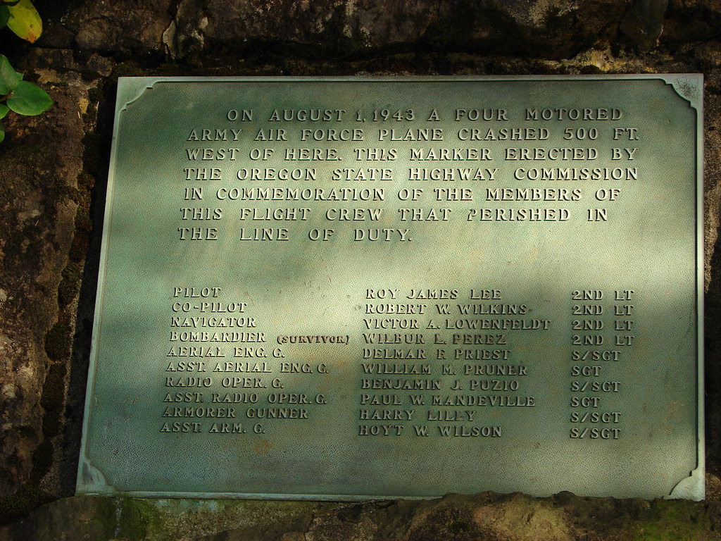 Memorial plaque along the Cape Trail
