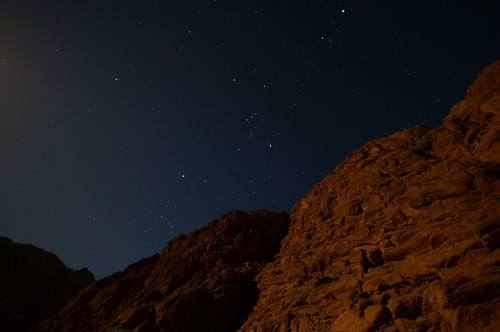 red sky rock night stars desert dahab sigma canyon 1020mm peninsula starry sinai a57 slt57
