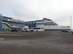 Hull terminal