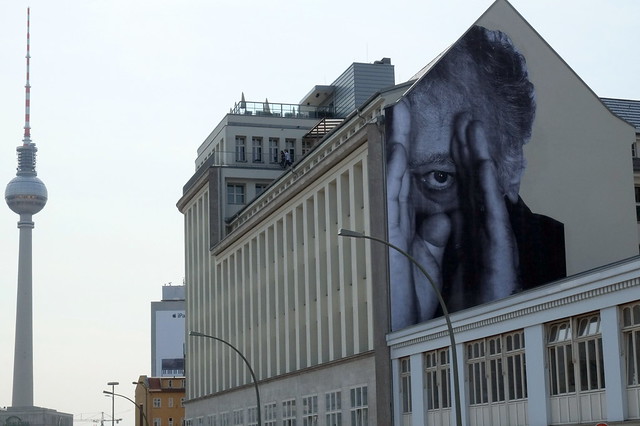 streetart . jr "wrinkles of the city" . berlin