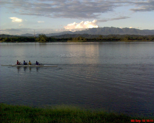 evening boat rowing chandigarh sukhnalake