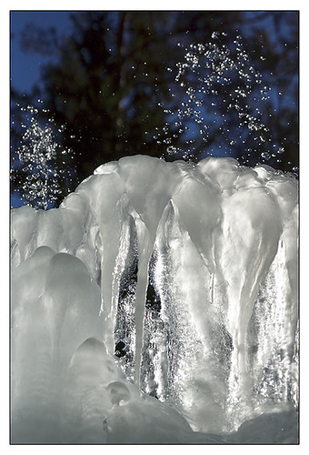 sun ice water fountain spring spray well formation squirt