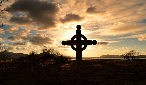 ireland light sunset stone cross kerry graves celtic dinglepeninsula nikond5100