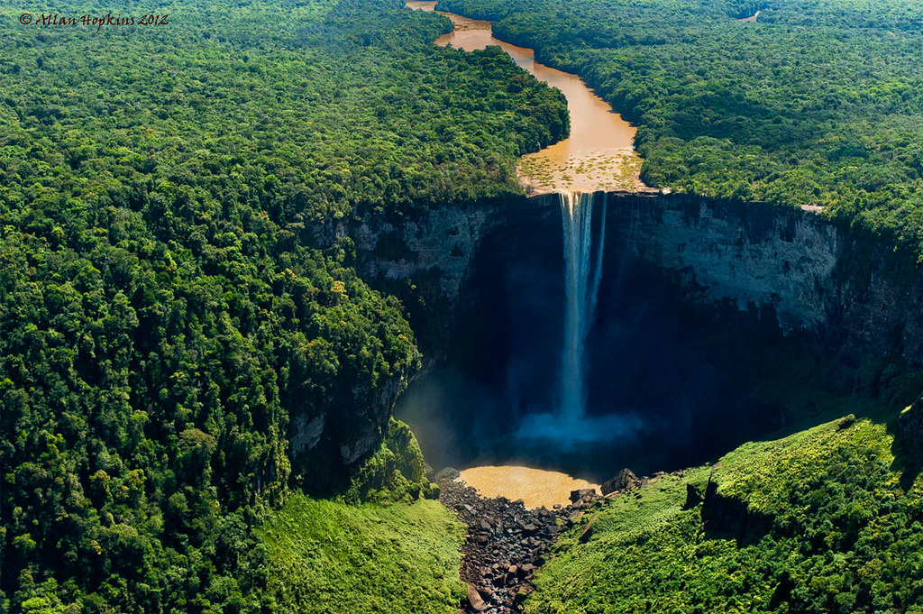 Kaieteur Falls from the air