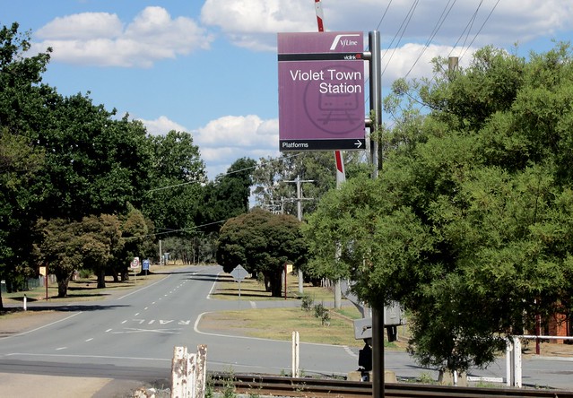 Violet Town station