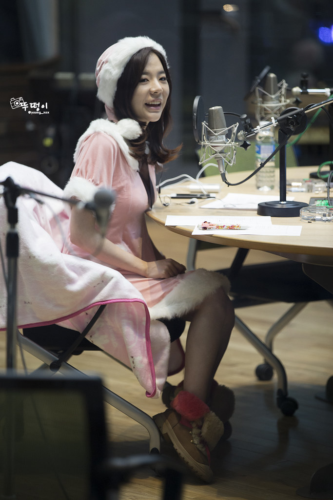 [OTHER][06-02-2015]Hình ảnh mới nhất từ DJ Sunny tại Radio MBC FM4U - "FM Date" - Page 32 30091807481_f2a6c32d5e_b