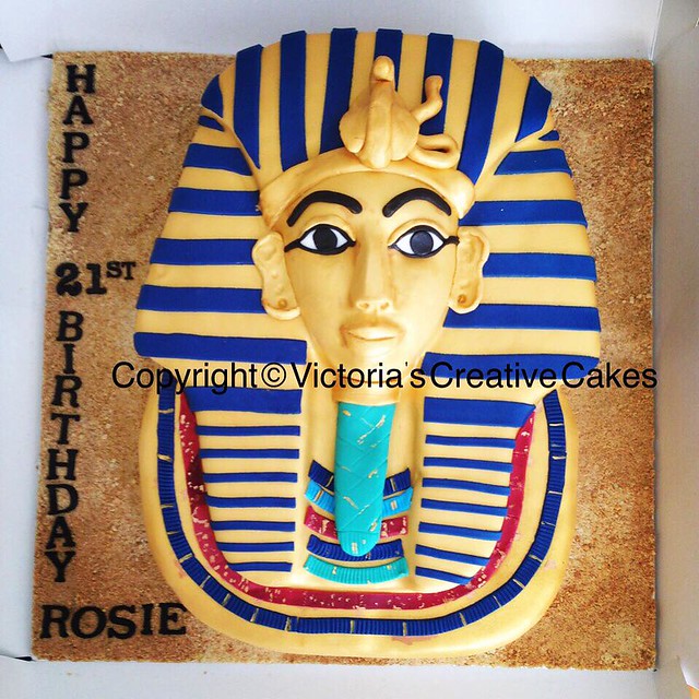 Tutankhamen Amazing Cake by Victoria Lane of Victoria's Creative Cakes