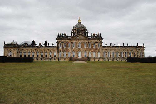 sky house castle home fountain clouds day moody angle cloudy howard south yorkshire north wide historic april atlas viewpoint imposing stately dominating revisited aspect brideshead 2013