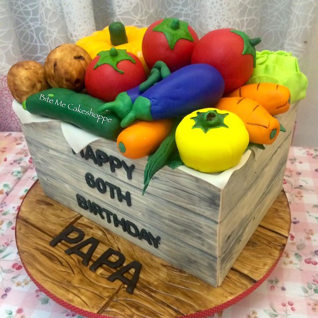 Harvest Crate Cake by Lorelin Feliciano of Bite Me Cakeshoppe