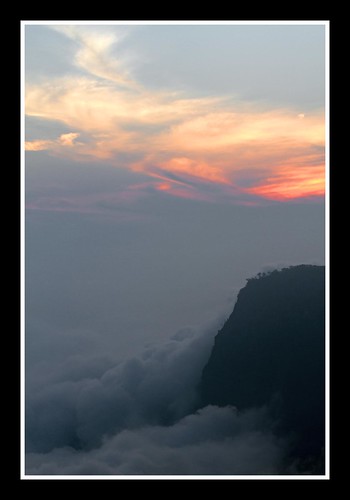 sunset mountains fog clouds landscape asia taiwan alishan