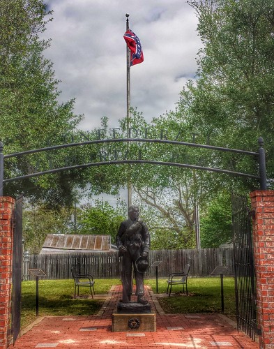 texas grimescounty anderson confederatememorialplaza confederacy confederatemonument outsideart sculpture