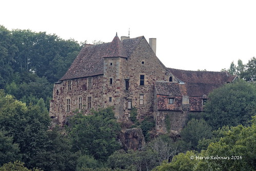 france architecture auvergne allier château castle