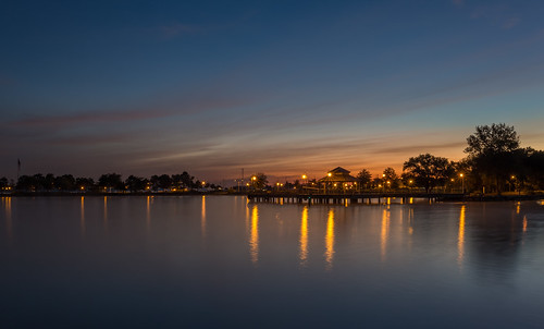bayfrontpark hamilton sky sunrise img7095e pier4 canon6d longexposure colour